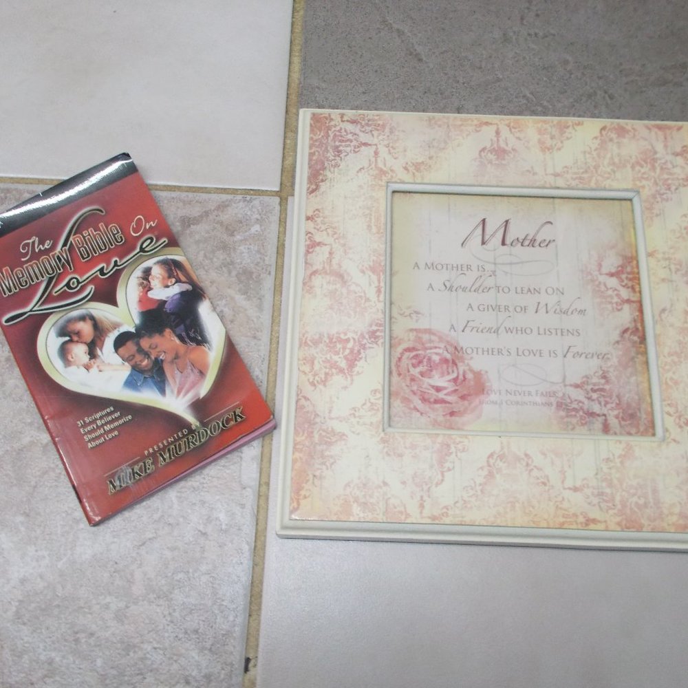 EUC Framed quote with roses + booklet on love!
